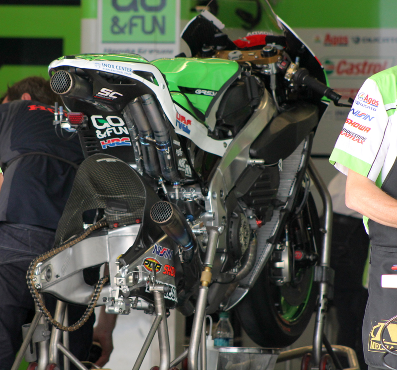 Illustration for article titled MotoGP Bikes In Various States Of Undress
